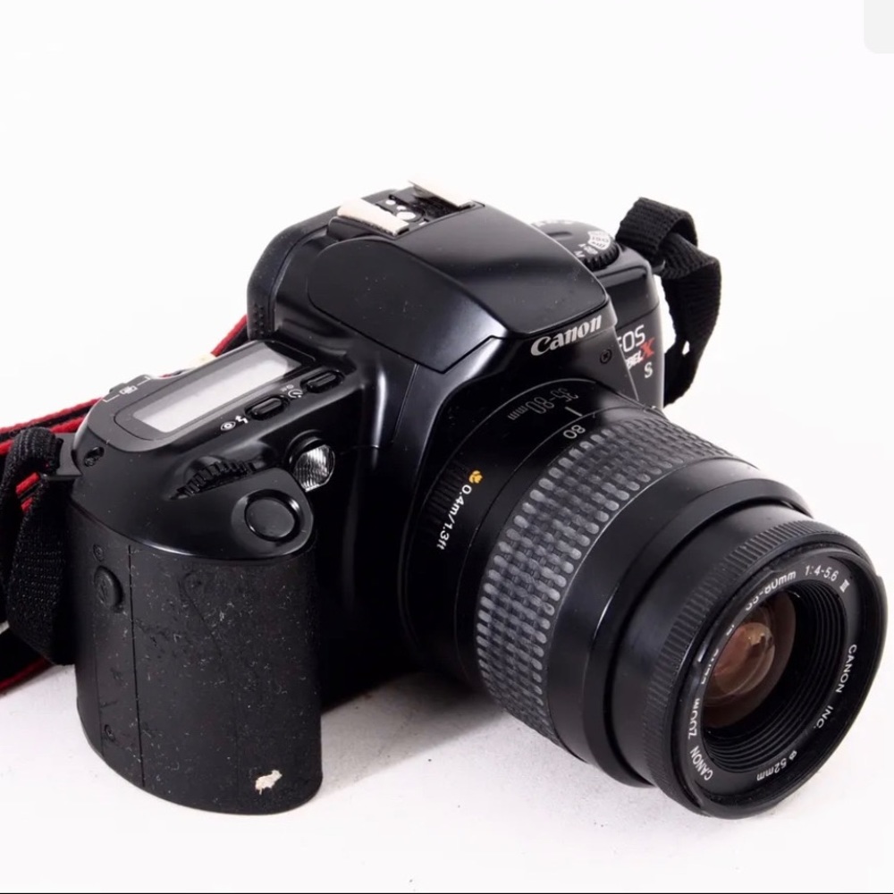 Canon EOS Rebel XS 35mm Film SLR Camera w/ 35-80mm f4-5.6III